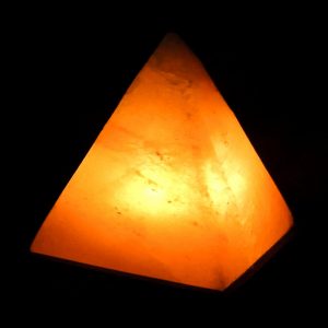 Foto principale Lampada di Sale Himalayano Rosa naturale a forma di Piramide 2-3Kg LedLedITALIA