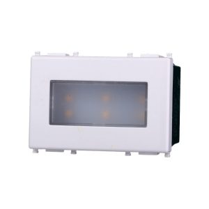 Foto principale Segnapasso Led 3 moduli 2,4W da incasso per scatola 503 bianco IP20 Bianco caldo 3000K compatibile Vimar Plana