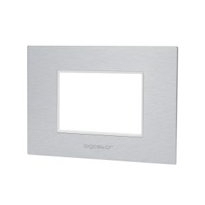 Foto principale Placca 3 moduli 503 in alluminio argento compatibile anche con BTicino Livinglight