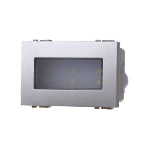 Foto principale Segnapasso Led 3 moduli 2,4W da incasso per scatola 503 grigio IP20 Bianco freddo 6000K compatibile anche con BTicino Livinglight