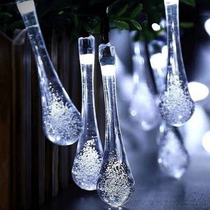 Foto principale Catena decorata con 50 Gocce a Led Bianco freddo 10 metri con pannello solare Aigostar