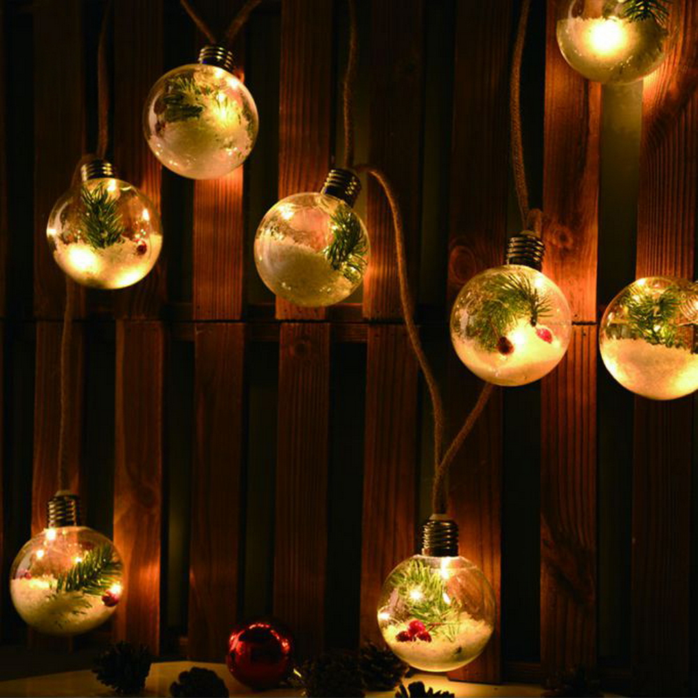 Catena decorata con 8 Sfere luminose a Led Bianco Caldo 2 metri a batteria Wisdom - Foto 1