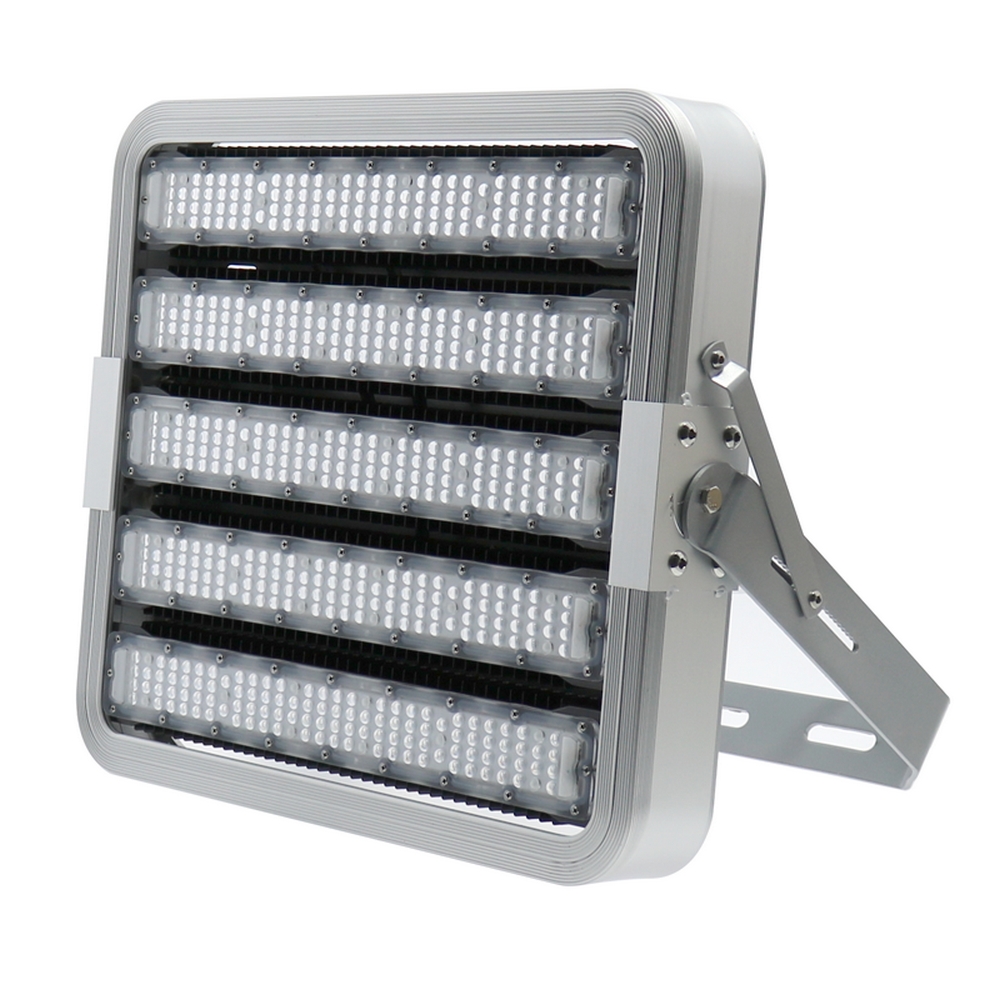 Faro LED Esterno 500W 3000K - Proiettore Illuminazione Sicurezza IP66 Per Giardino, Cortile